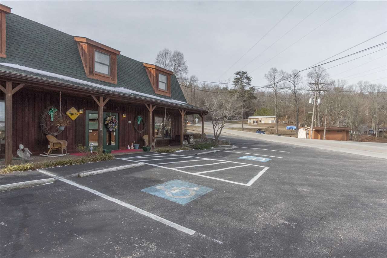 530 Lake Malone Rd, Lewisburg, KY 42256